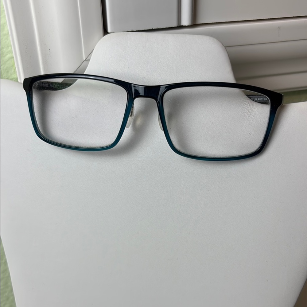 Yes, teal blue ombre Adidas Men's Glasses